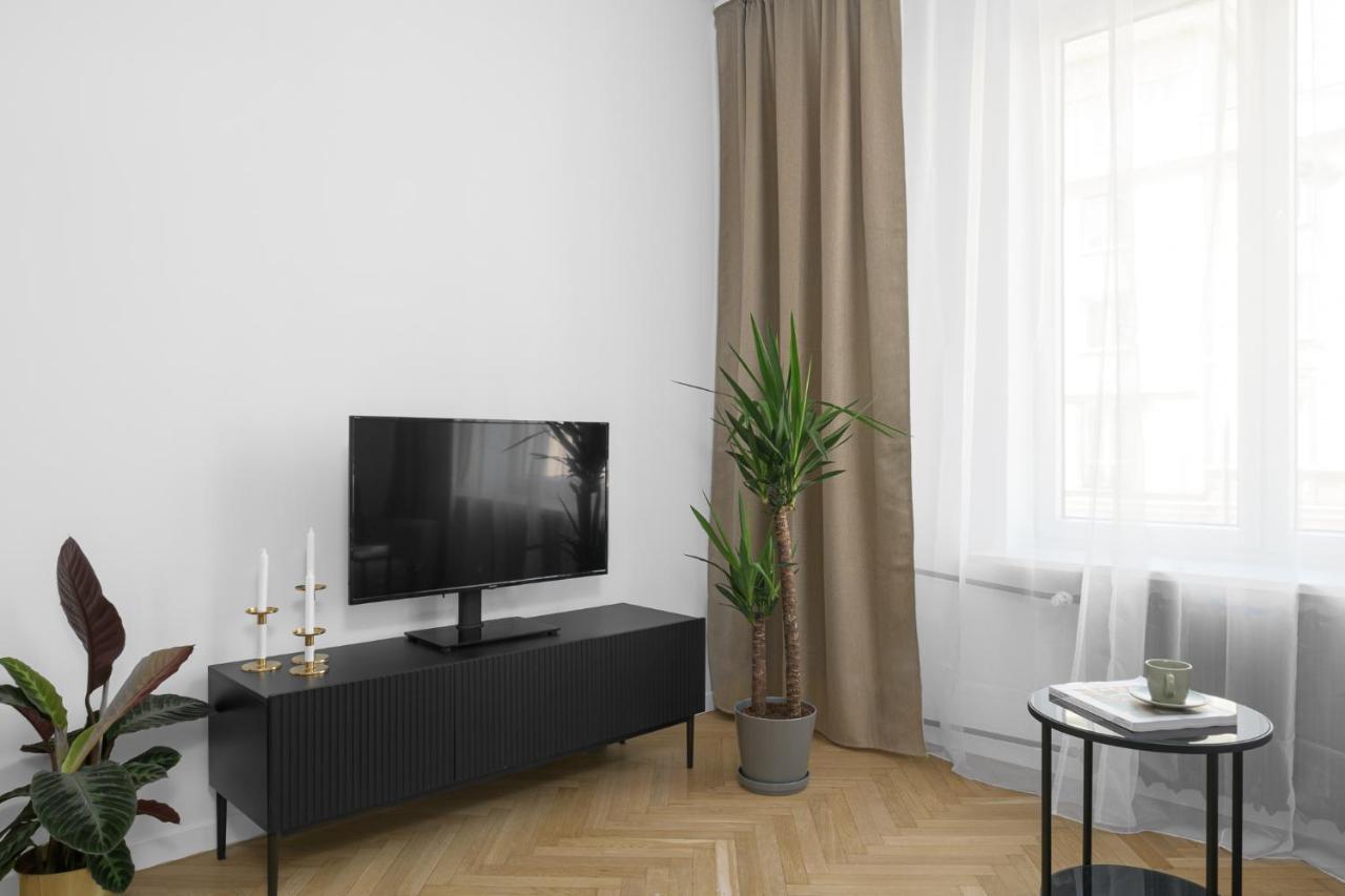 Oomph Warsaw Central Stylish Vintage Apartment Exterior photo